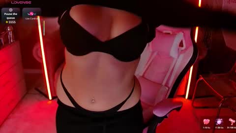 Eva online show from November 25, 5:13 pm