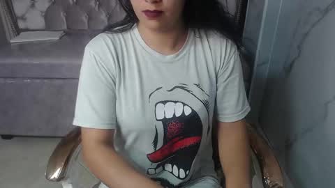 Evamgeline online show from November 28, 1:03 pm