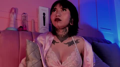 Eva online show from February 1, 3:07 pm