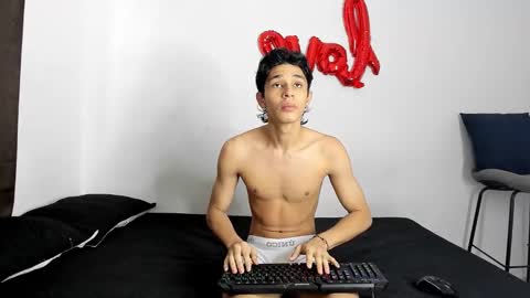 Evans collins24 online show from November 2, 7:05 pm