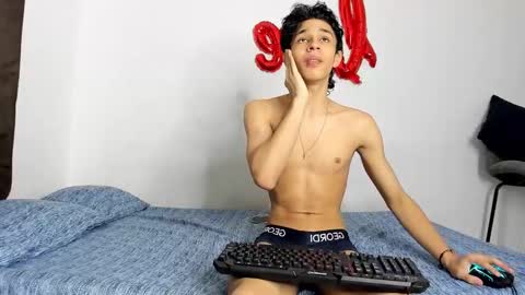 Evans collins24 online show from November 27, 11:40 pm