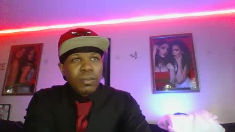 evanschris2048 online show from February 28, 12:43 am