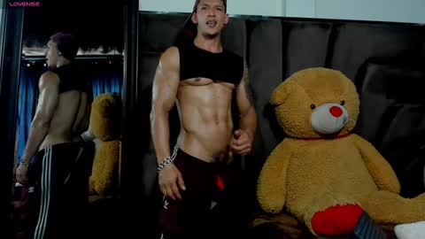   online show from December 19, 4:46 pm