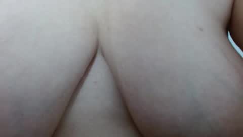 Victoria online show from January 18, 9:45 pm