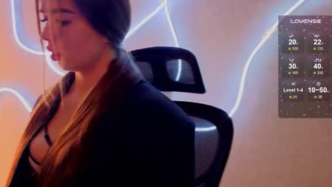 Snapshot of evapuff chatting on November 22, 10:03 am evapuff online show from November 22, 10:03 am