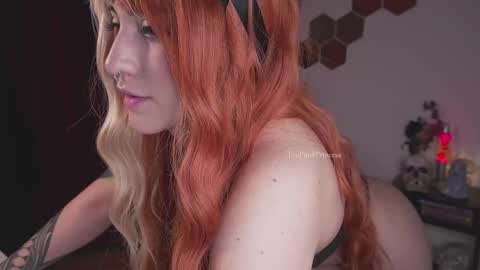 Eva online show from October 27, 11:36 am