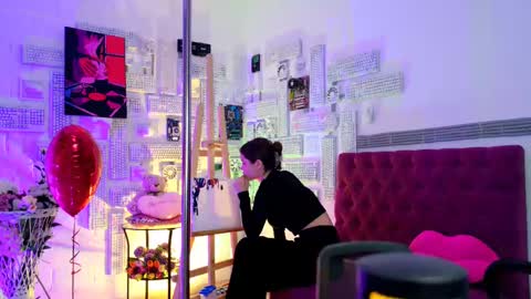 Snapshot of evathopson chatting on February 13, 12:21 pm Eva next stream - - 1600 UTC2000 online show from February 13, 12:21 pm