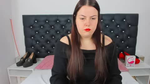 Snapshot of evawetdream chatting on January 7, 7:10 am Eva online show from January 7, 7:10 am