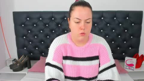 Snapshot of evawetdream chatting on January 21, 5:27 am Eva online show from January 21, 5:27 am