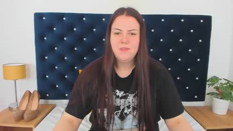 Snapshot of evawetdream chatting on February 28, 9:04 am Eva online show from February 28, 9:04 am