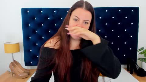 Snapshot of evawetdream chatting on October 16, 6:36 am Eva online show from October 16, 6:36 am