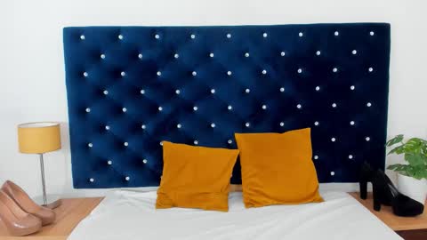 Snapshot of evawetdream chatting on October 17, 5:54 am Eva online show from October 17, 5:54 am