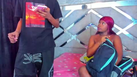 Eva And Emmanuel online show from February 27, 12:34 pm