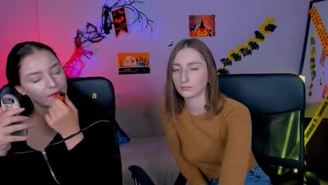 evelina online show from October 28, 7:01 am