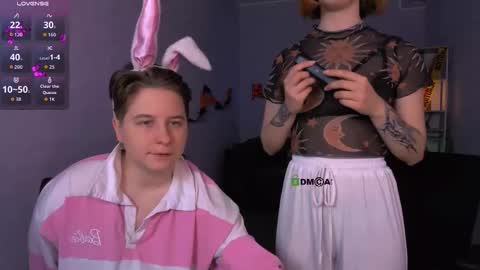 evelina online show from October 31, 7:20 am