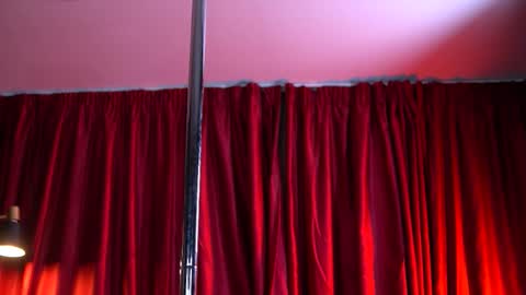 Evelyn online show from November 9, 7:34 pm