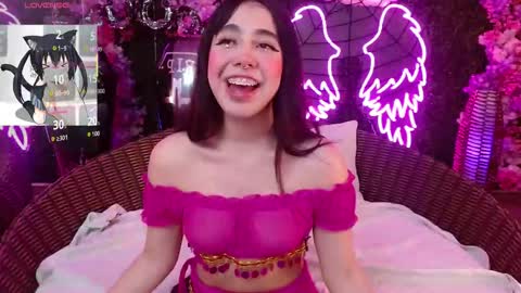 everly_grace online show from October 28, 8:44 pm