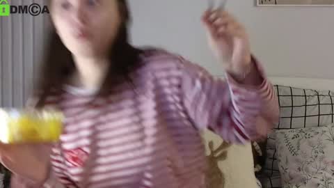 Snapshot of evi_woow chatting on January 3, 7:07 pm evi_woow online show from January 3, 7:07 pm