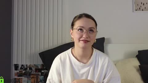 Snapshot of evi_woow chatting on January 26, 4:30 pm evi_woow online show from January 26, 4:30 pm