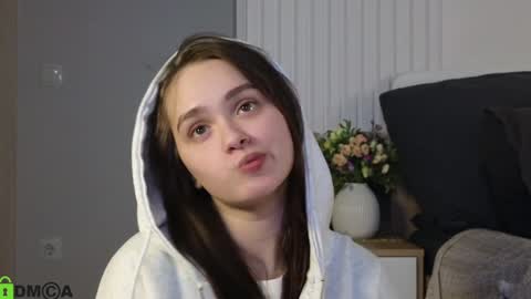 Snapshot of evi_woow chatting on January 31, 10:10 pm evi_woow online show from January 31, 10:10 pm