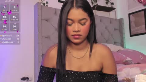 Ivi Alejandra  online show from January 18, 5:15 pm