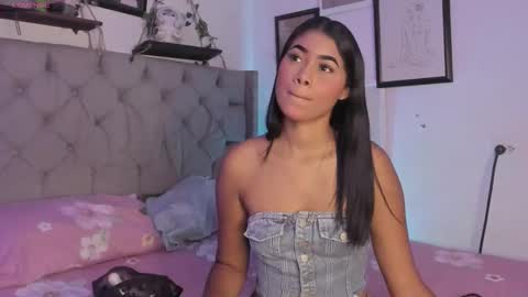 Ivi Alejandra  online show from September 26, 3:21 am