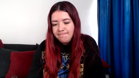 evilheart_69 online show from September 18, 6:32 pm