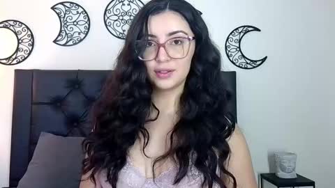 Evolet online show from November 15, 3:30 pm