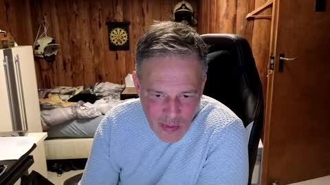 Snapshot of exibe1219 chatting on February 5, 5:31 pm exibe1219 online show from February 5, 5:31 pm