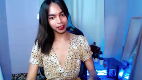 Snapshot of exotic_blacklixexx69 chatting on December 22, 1:34 am Lixe online show from December 22, 1:34 am