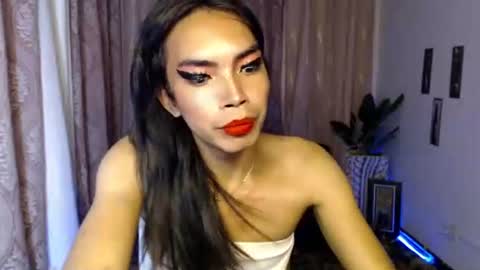 Snapshot of exotic_blacklixexx69 chatting on September 21, 9:44 am Lixe online show from September 21, 9:44 am