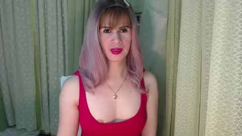 Snapshot of exoticbabes chatting on December 30, 5:37 am exoticbabes online show from December 30, 5:37 am