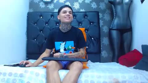 exotichot_couple online show from January 3, 3:38 am