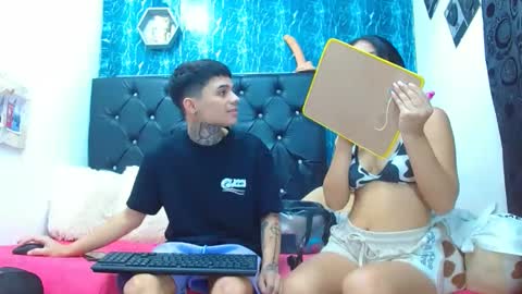 exotichot_couple online show from March 3, 11:35 pm