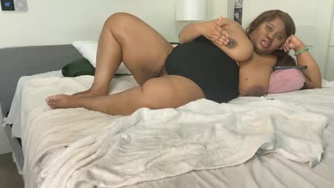 Miss Kitty online show from September 23, 4:10 pm