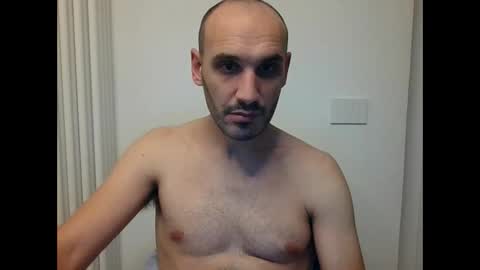 Snapshot of extr0 chatting on November 14, 9:57 pm Extro online show from November 14, 9:57 pm