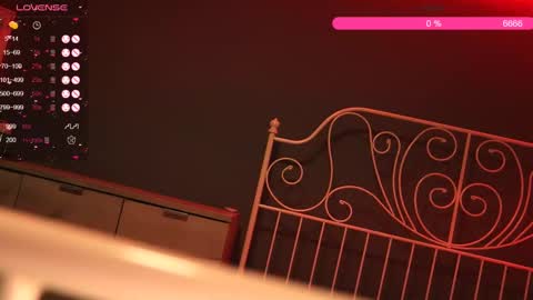 Snapshot of extra_topping chatting on February 21, 7:43 pm extra_topping online show from February 21, 7:43 pm