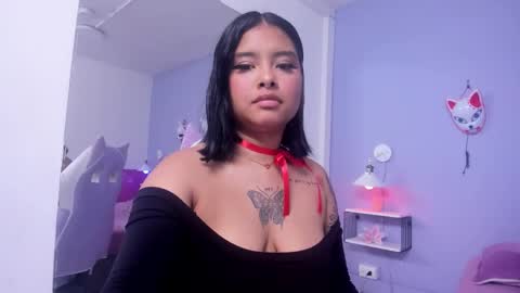 Eymy  online show from November 18, 8:46 pm