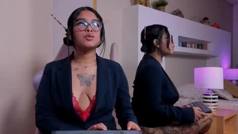 Eymy  online show from November 26, 7:48 pm