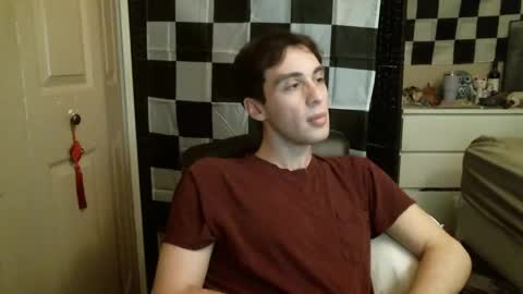 Ezra Naamah online show from January 20, 2:22 am