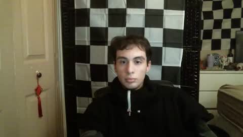 Ezra Naamah online show from January 22, 3:09 am