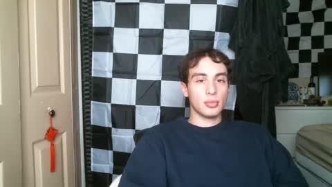 Ezra Naamah online show from January 26, 7:31 pm