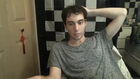 Ezra Naamah online show from January 29, 1:16 am