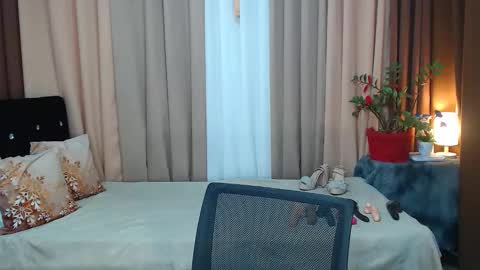 UR SWEET EZRA online show from February 2, 5:42 am