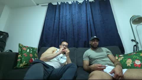 Snapshot of fabistrubis chatting on December 18, 7:53 pm fabistrubis online show from December 18, 7:53 pm