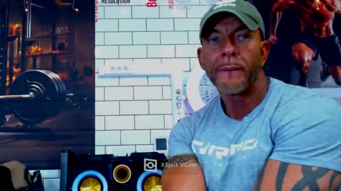 fabxxxl online show from January 11, 10:40 am