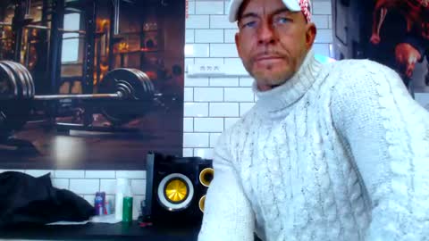 fabxxxl online show from January 28, 8:04 am