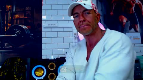 fabxxxl online show from February 4, 1:38 pm