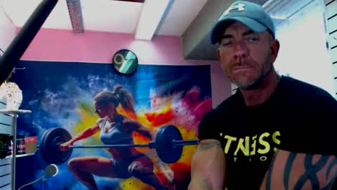 fabxxxl online show from September 25, 11:36 am