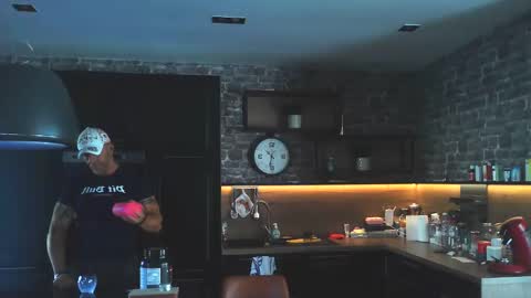 fabxxxl online show from November 9, 12:25 pm